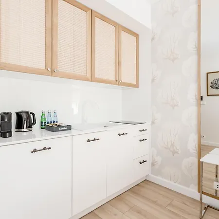 Deo Plaza - By Rent Like