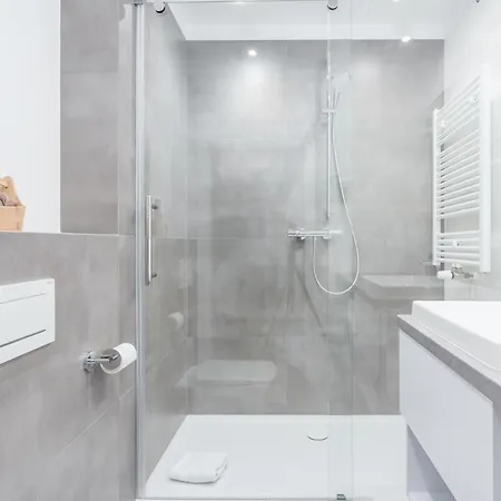 Deo Plaza - By Rent Like Aparthotel 4*