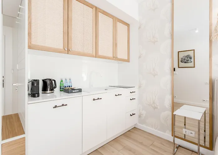 Deo Plaza - By Rent Like