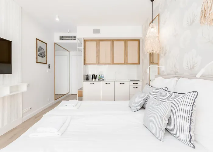 Deo Plaza - By Rent Like Apartmanhotel 4*