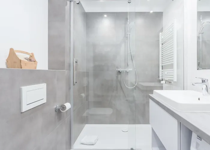 Deo Plaza - By Rent Like Apart-hotel 4*